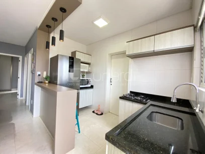 Foto Apartamento com 2 Dormitórios