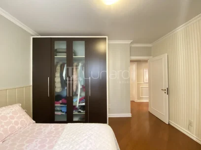 Foto Apartamento com 3 Dormitórios