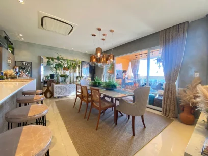 Foto Apartamento com 3 Suítes