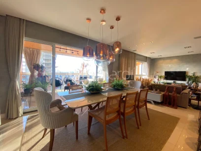 Foto Apartamento com 3 Suítes