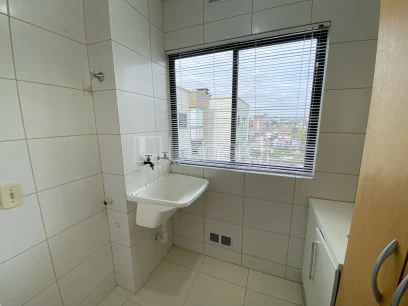 Foto Apartamento com 2 Dormitórios
