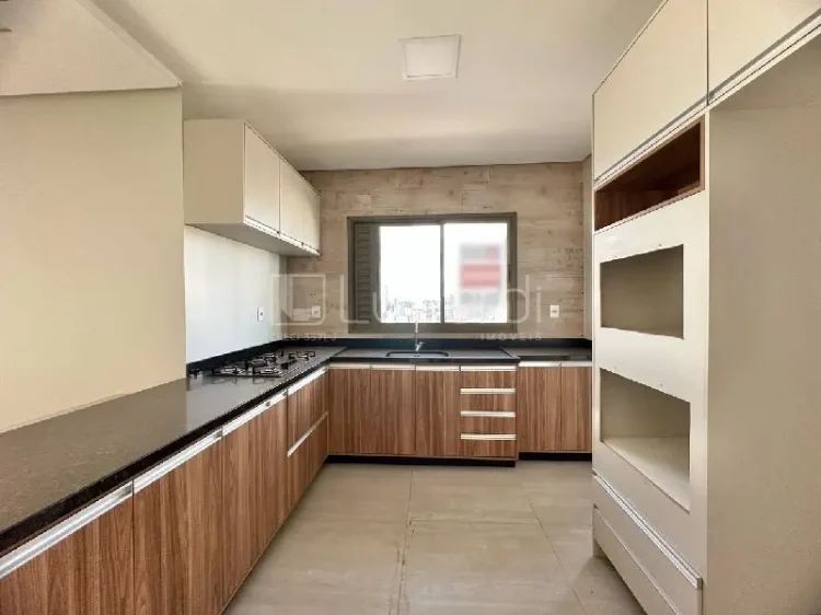 Apartamento com 3 Dormitórios