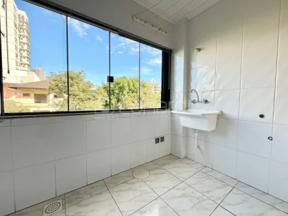 Foto Apartamento com 3 Dormitórios