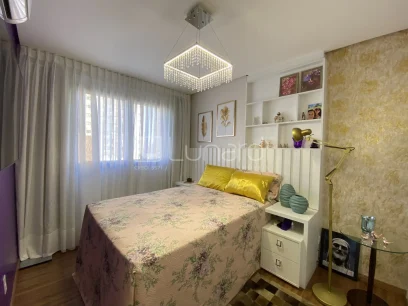 Foto Apartamento com 2 Dormitórios