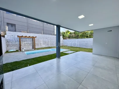 Foto Casa com 3 Suítes