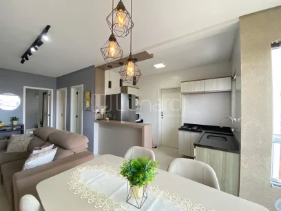 Foto Apartamento com 2 Dormitórios