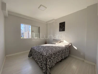 Foto Apartamento com 3 Dormitórios