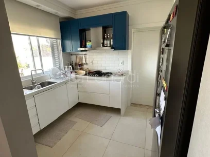 Foto Apartamento com 3 Dormitórios