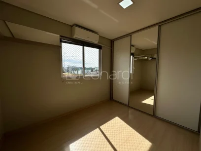 Foto Apartamento com 2 Dormitórios