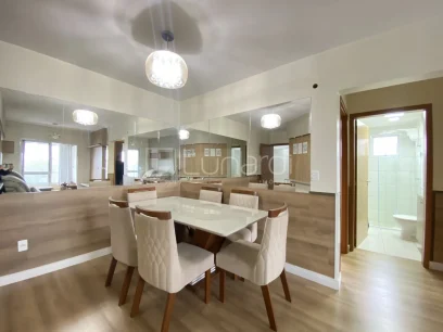 Foto Apartamento com 2 Dormitórios