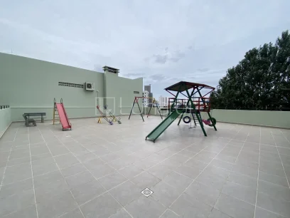 Foto Apartamento com 2 Dormitórios