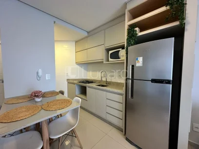 Foto Apartamento com 2 Dormitórios