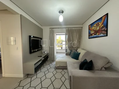 Foto Apartamento com 2 Dormitórios