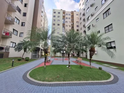 Foto Apartamento com 2 Dormitórios