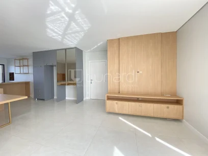 Foto Apartamento com 3 Suítes