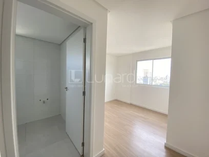 Foto Apartamento com 2 Dormitórios