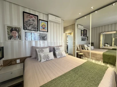 Foto Apartamento com 3 Suítes