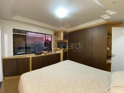Foto Casa com 3 Dormitórios