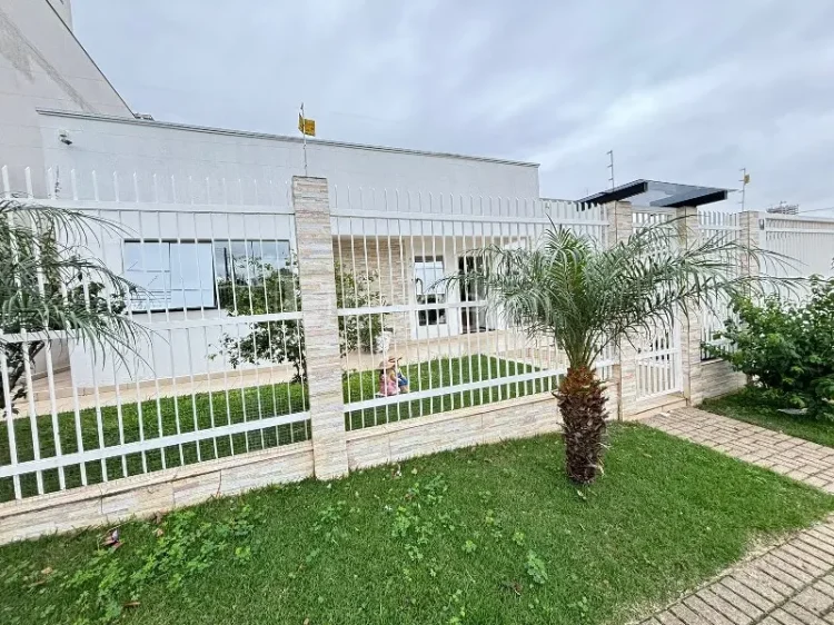 Casa com 3 Dormitórios