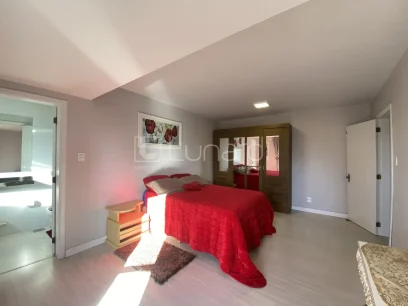 Foto Apartamento com 3 Dormitórios