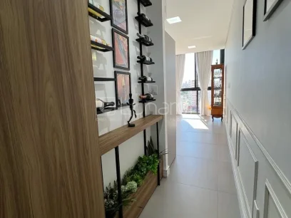 Foto Apartamento com 2 Dormitórios