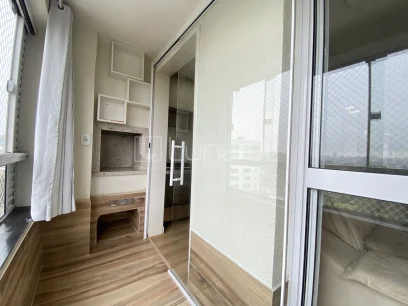 Foto Apartamento com 2 Dormitórios