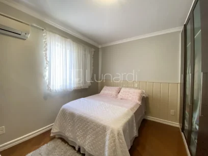 Foto Apartamento com 3 Dormitórios