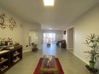 Foto Apartamento com 3 Dormitórios