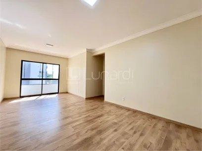 Foto Apartamento com 3 Dormitórios