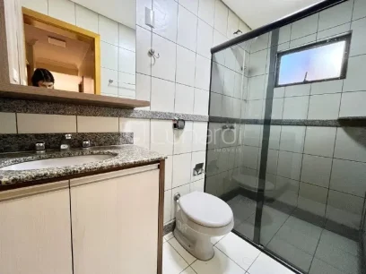 Foto Apartamento com 3 Dormitórios