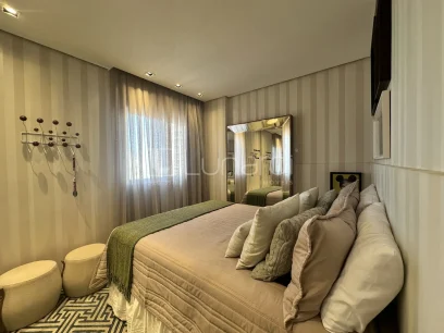 Foto Apartamento com 3 Suítes