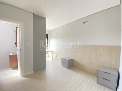 Foto Apartamento com 3 Suítes