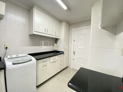Foto Apartamento com 3 Dormitórios