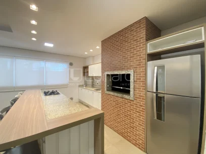 Foto Apartamento com 2 Suítes