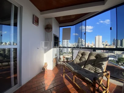Foto Apartamento com 3 Dormitórios