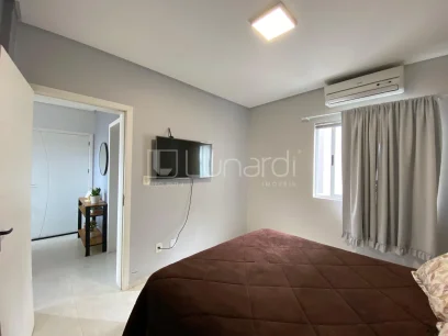 Foto Apartamento com 2 Dormitórios