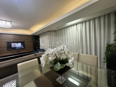 Foto Apartamento com 3 Dormitórios