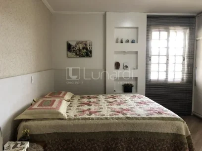 Foto Casa com 3 Dormitórios