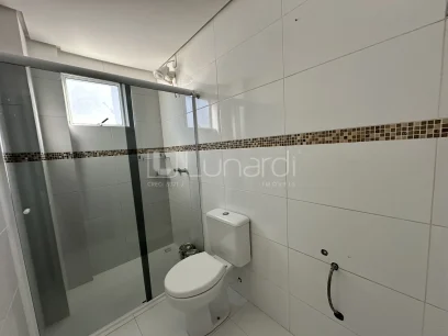 Foto Apartamento com 2 Dormitórios
