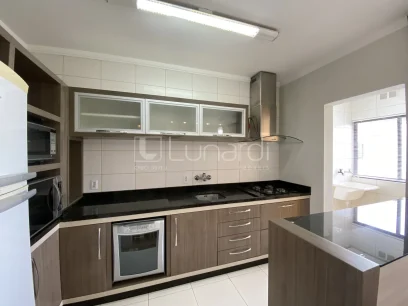 Foto Apartamento com 2 Dormitórios