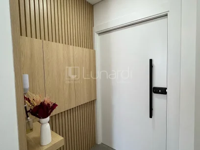 Foto Apartamento com 2 Dormitórios
