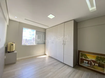Foto Apartamento com 2 Suítes