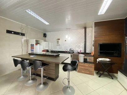 Foto Casa com 3 Dormitórios