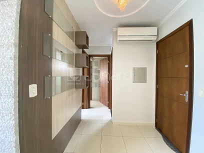 Foto Apartamento com 2 Dormitórios
