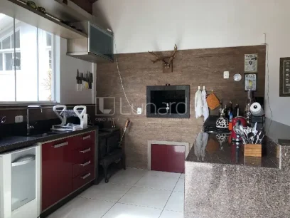 Foto Casa com 3 Dormitórios