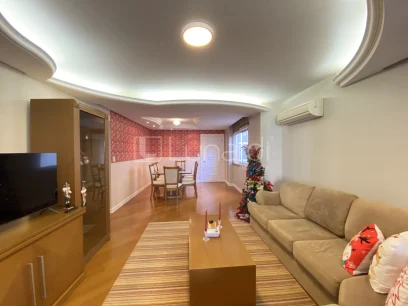 Foto Apartamento com 3 Dormitórios