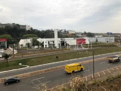 Foto Barracão