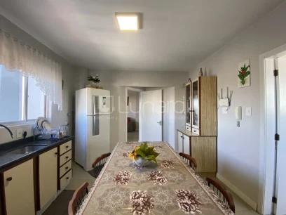 Foto Apartamento com 3 Dormitórios