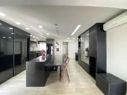 Foto Apartamento com 2 Suítes