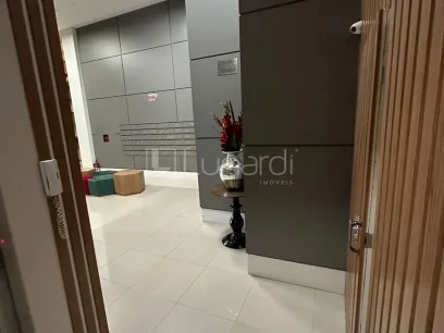 Foto Apartamento com 3 Dormitórios